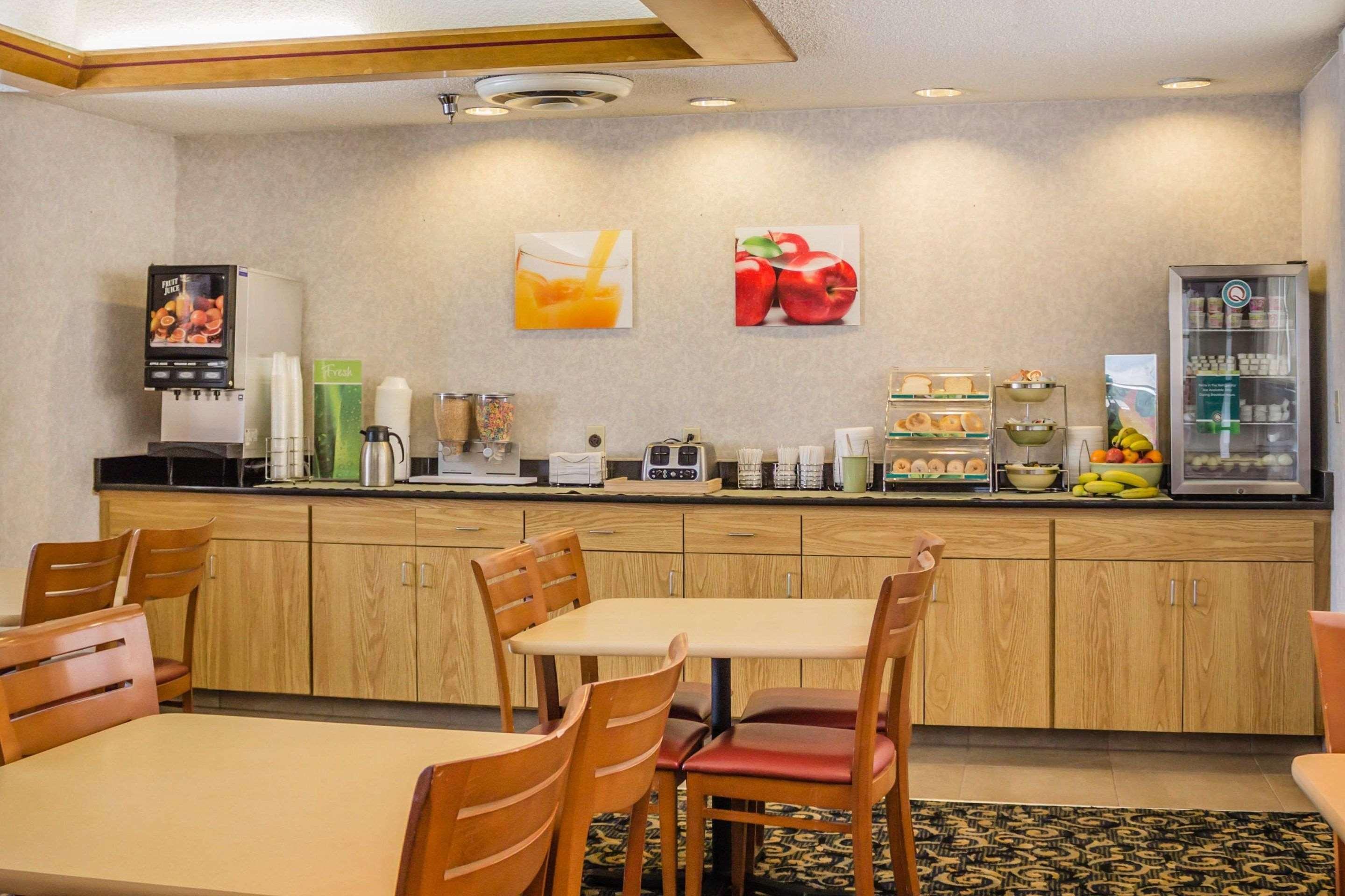 Quality Inn Порт Клинтон Экстерьер фото