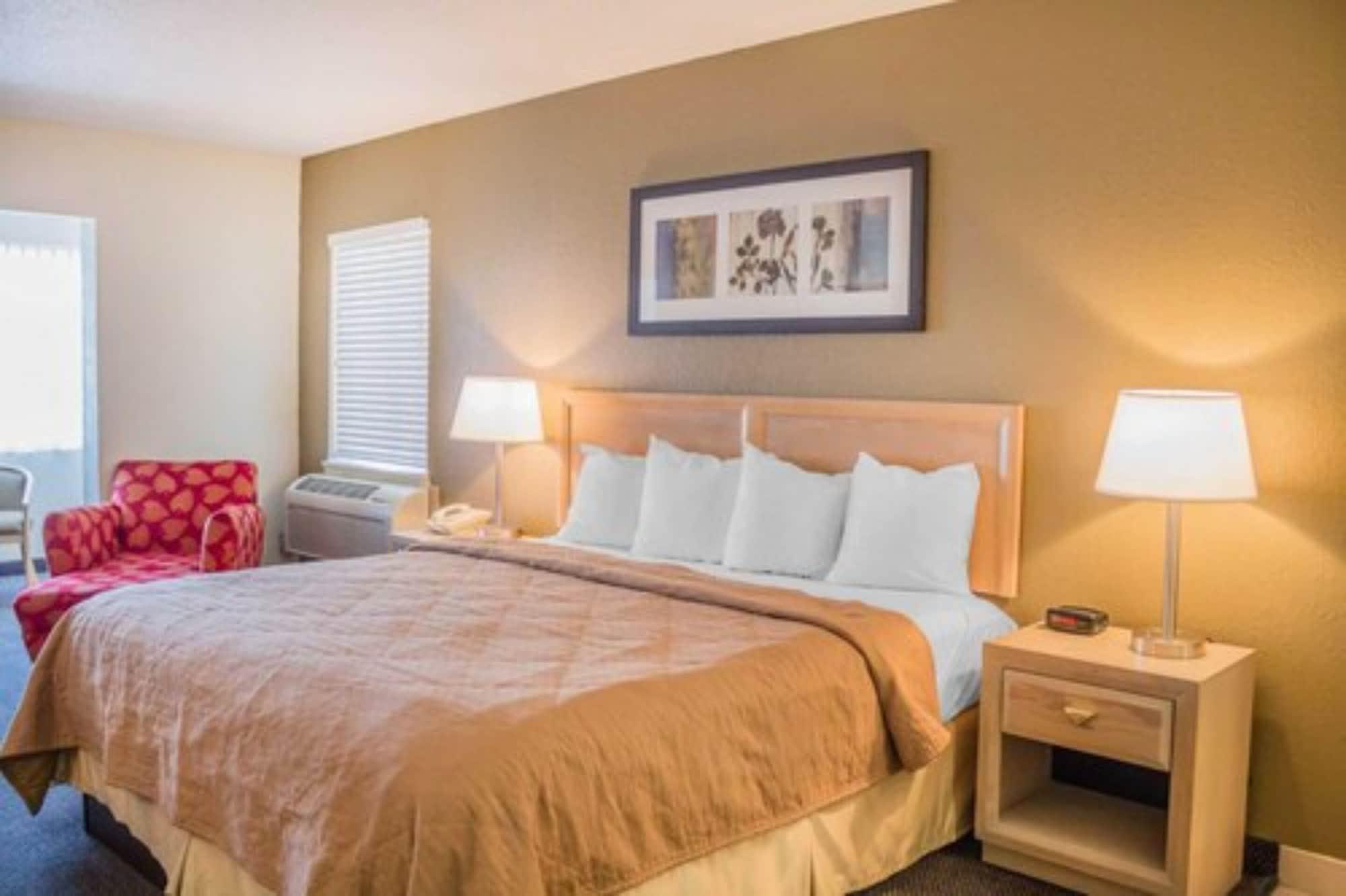 Quality Inn Порт Клинтон Экстерьер фото